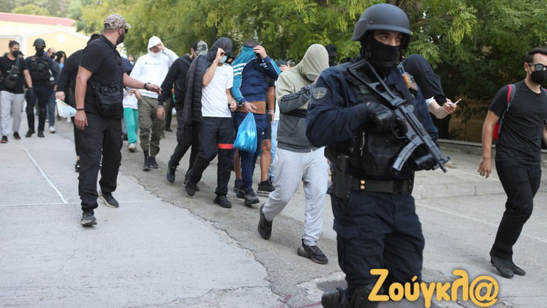 Στον εισαγγελέα οι 32 συλληφθέντες από την Πολυτεχνειούπολη – Οι 23 αντιμετωπίζουν βαριές κατηγορίες