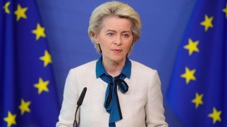 Νέες κυρώσεις με επιπλέον κόστος για τη Ρωσία 7 δισεκ. ευρώ, πρότεινε η Ούρσουλα φον ντερ Λάιεν