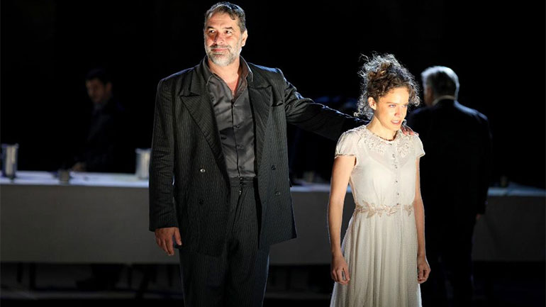 Με ένα μεγαλειώδες sold out στο Ηρώδειο ολοκληρώθηκαν οι παραστάσεις της πολυσυζητημένης Αντιγόνης