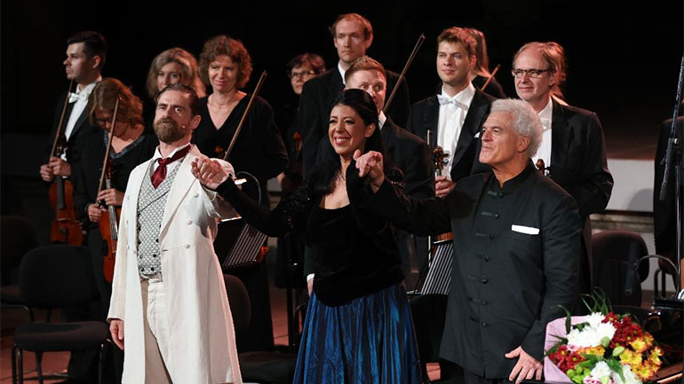 Η καρδιά του Chopin χτύπησε στο Ηρώδειο: Μια μεγαλιώδης συναυλία με τον  Δημήτρη Λάλο, τη Συμφωνική Βαρσοβίας και την Τατιάνα Παπαγεωργίου