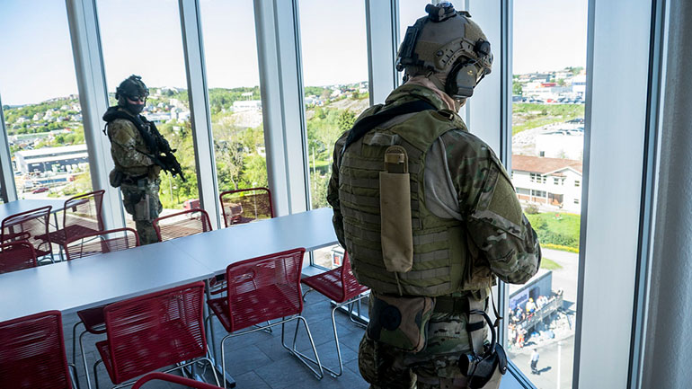 Νορβηγία: Ενισχύεται, με την παρουσία στρατού, η ασφάλεια των εγκαταστάσεων πετρελαίου και φυσικού αερίου