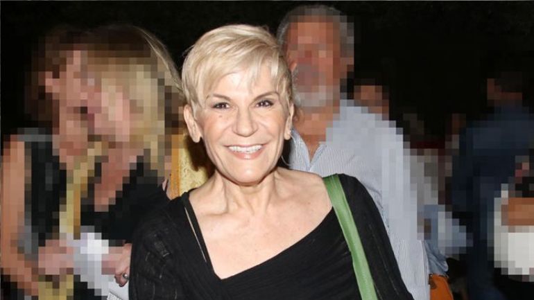 Χρύσα Ρώπα: Η αδυναμία στον Ανδρέα Βούλγαρη – «Έπρεπε να είμαι 55 χρόνια νεότερη» Χρύσα Ρώπα: Η αδυναμία στον Ανδρέα Βούλγαρη – «Έπρεπε να είμαι 55 χρόνια νεότερη»