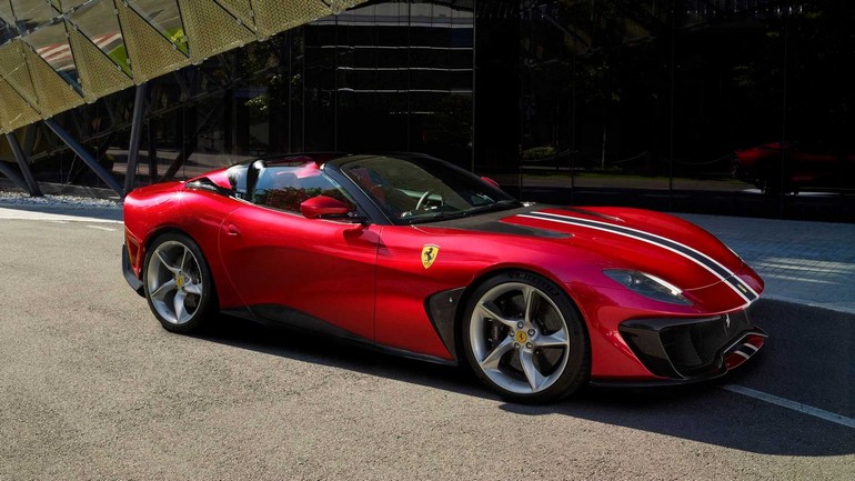 Η μία και μοναδική Ferrari SP51 για τα μάτια ενός πελάτη