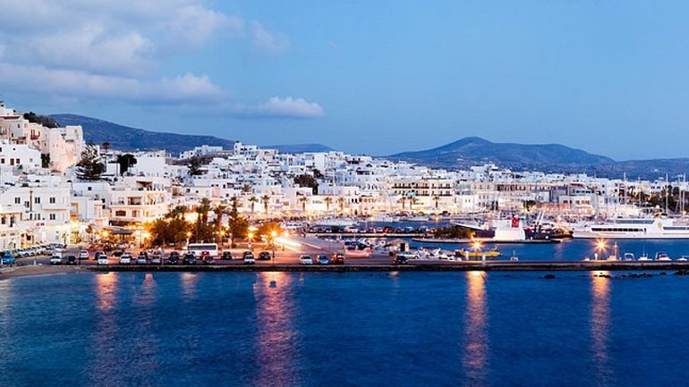 Στο σφυρί δύο ακίνητα της οικογένειας Εμφιετζόγλου στη Μύκονο