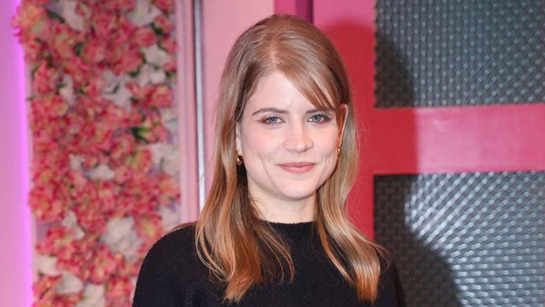 Δανάη Μιχαλάκη: «Δούλευα πωλήτρια, είδα το “La La Land”, παραιτήθηκα και αποφάσισα να γίνω ηθοποιός»