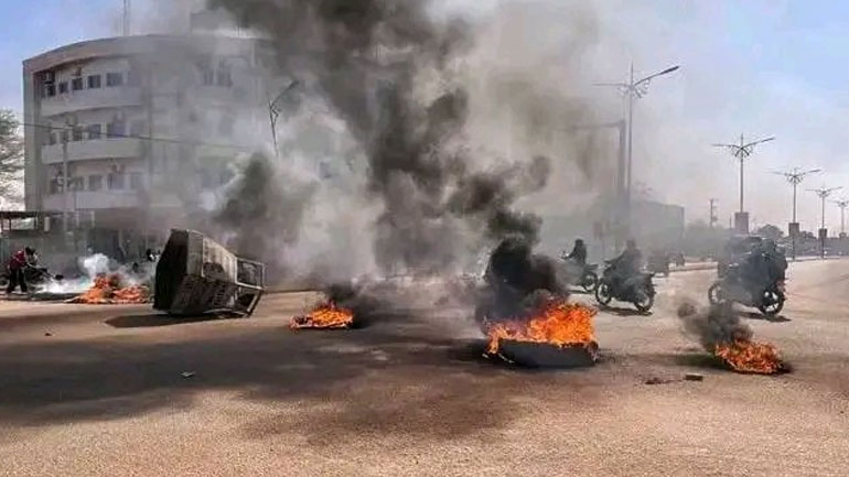Μπουρκίνα Φάσο: Πυροβολισμοί και εικόνες χάους μετά το πραξικόπημα
