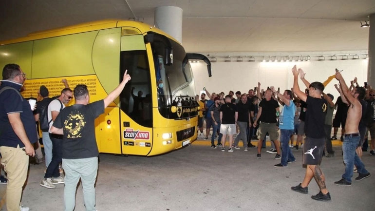 Άνοιξαν οι θύρες στην «Αγια-Σοφιά OPAP Arena» για τους φιλάθλους της ΑΕΚ Άνοιξαν οι θύρες στην «Αγια-Σοφιά OPAP Arena» για τους φιλάθλους της ΑΕΚ