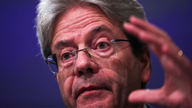 Τζεντιλόνι στο Eurogroup: Δεν μπορούμε να αποκλείσουμε τον κίνδυνο της οικονομικής ύφεσης