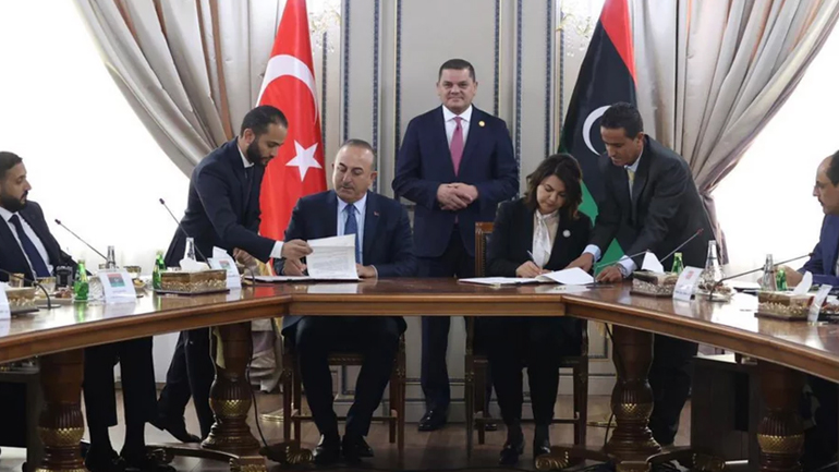 Μνημόνιο συνεργασίας για τους υδρογονάνθρακες υπέγραψαν Τουρκία και Λιβύη