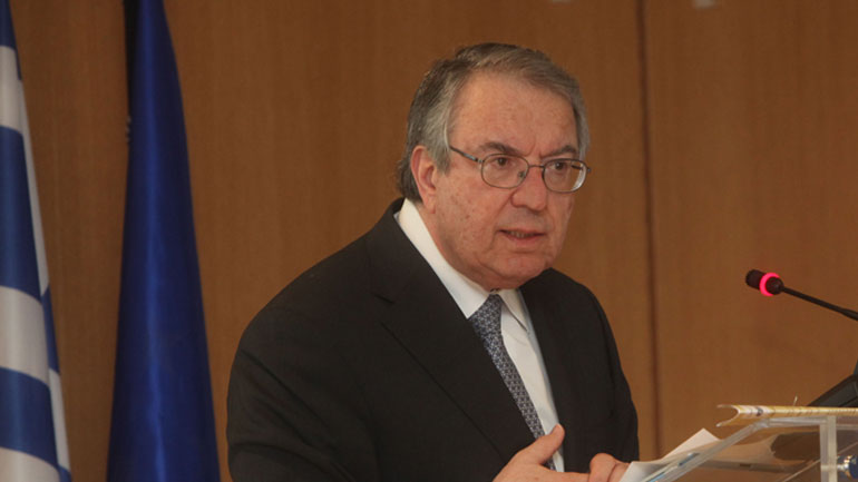 Μπαμπινιώτης: Η ΕΡΤ δεν ενδιαφέρθηκε να μεταδώσει δωρεάν τις εκπομπές μου για την ελληνική γλώσσα