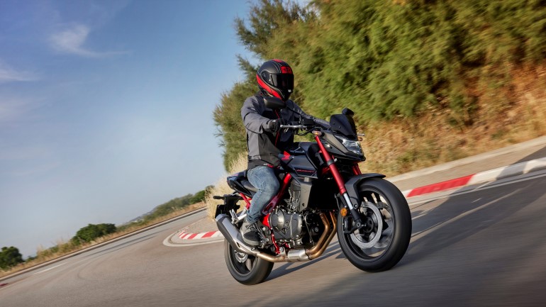  Η Honda παρουσίασε στην Intermot τη νέα CB750 Hornet 