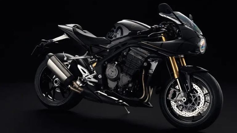 Νέες Triumph Speed Triple RR σε ειδική έκδοση…James Bond!