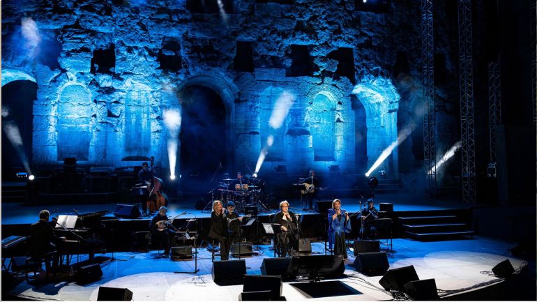 Βίκυ Μοσχολιού: Όλα όσα έγιναν στη μαγευτική συναυλία – αφιέρωμα στη σπουδαία ερμηνεύτρια στο Ηρώδειο