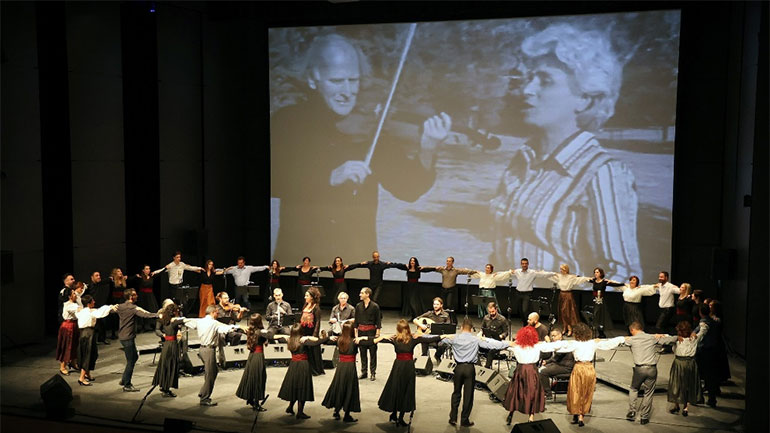 H Mικρασία της κυρά-Δόμνας στο Μέγαρο Μουσικής