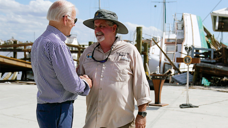 Φλόριντα: Δέσμευση συνεργασίας Μπάιντεν -Ντε Σάντις για την αποκατάσταση των ζημιών από τον κυκλώνα Ίαν