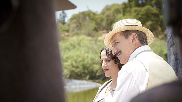 «Φλόγα και άνεμος»: Ο Γεώργιος και η Κυβέλη συναντιούνται στη Χίο κι ένας καταιγιστικός έρωτας γεννιέται!