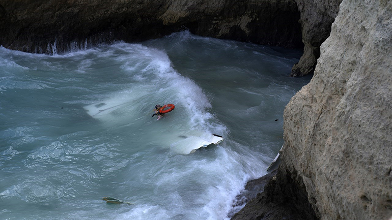 Στους 18 οι νεκροί από το ναυάγιο στη Λέσβο Στους 18 οι νεκροί από το ναυάγιο στη Λέσβο