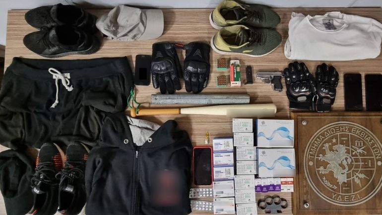 Αίγινα: Συμβόλαιο ξυλοδαρμού για 500 ευρώ – Ποια στοιχεία «πρόδωσαν» τους δράστες