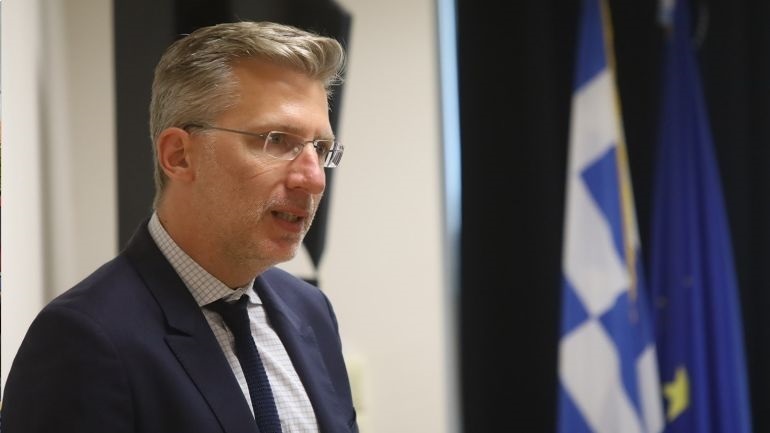 Σκέρτσος: Μεγέθυνση του ΑΕΠ και ραγδαία αποκλιμάκωση του δημόσιου χρέους