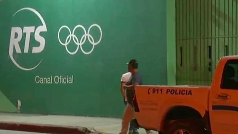 Ισημερινός: Πυρά και απειλητικά μηνύματα εναντίον δύο ΜΜΕ