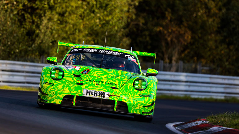 Η νέα 911 GT3 R έκανε τα πρώτα της αγωνιστικά χιλιόμετρα