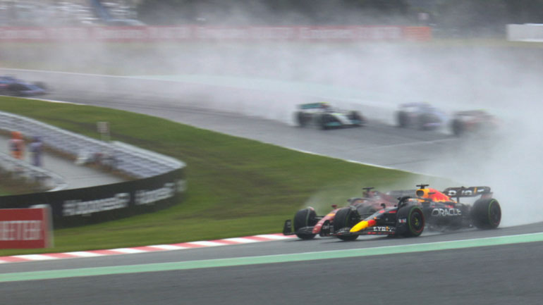 Νίκη Verstappen στη βροχερή Suzuka σε αγώνα 40 λεπτών και εξασφάλιση του Παγκόσμιου Τίτλου