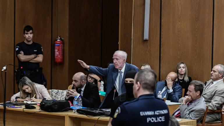 Παρέμβαση ΔΣΑ για ναζιστικό χαιρετισμό Πλεύρη