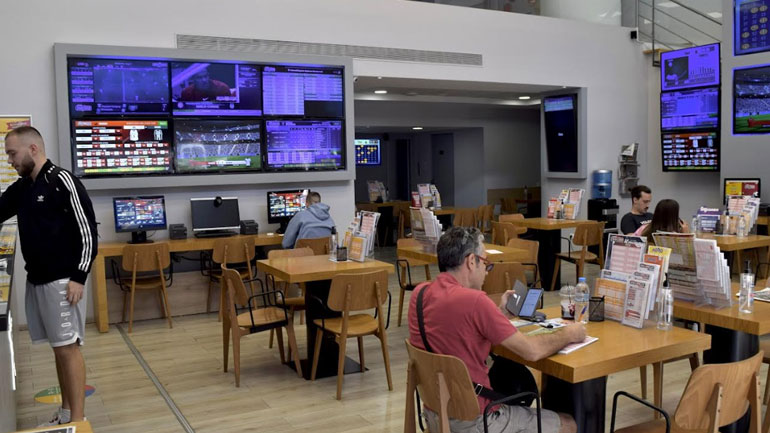 Το κατάστημα ΟΠΑΠ του κ. Κουλούρη στην Καλλιθέα