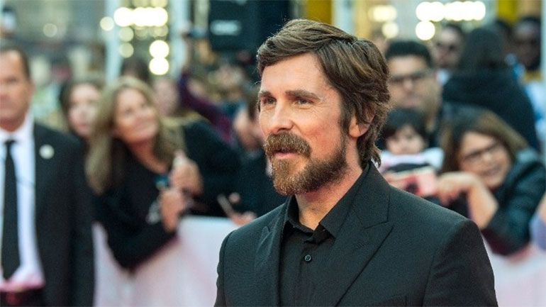 Κρίστιαν Μπέιλ: «Οφείλω την καριέρα μου στον Λεονάρντο Ντι Κάπριο»