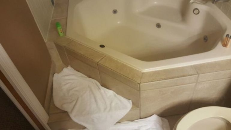 Κρήτη: Μοιραία πτώση γυναίκας στο μπάνιο – Βρέθηκε νεκρή σε ξενοδοχείο Κρήτη: Μοιραία πτώση γυναίκας στο μπάνιο – Βρέθηκε νεκρή σε ξενοδοχείο