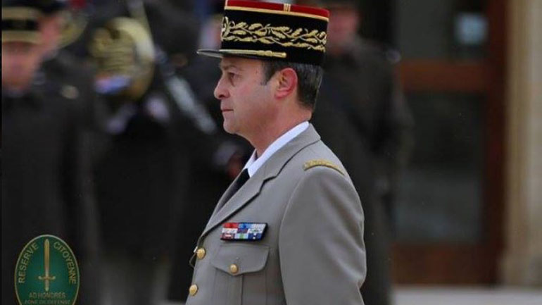 Γάλλος Στρατηγός προς τους ανεμβολίαστους πολίτες: «Είστε οι σημερινοί υπερήρωες» Γάλλος Στρατηγός προς τους ανεμβολίαστους πολίτες: «Είστε οι σημερινοί υπερήρωες»