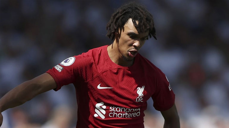 Σοκ στη Λίβερπουλ – Νοκ-άουτ για τρεις εβδομάδες οι Αλεξάντερ-Άρνολντ και Μάτιπ