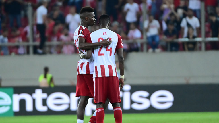 Ολυμπιακός: Με Μπα και Σισέ η αποστολή των Πειραιωτών για τον αγώνα με την Καραμπάγκ