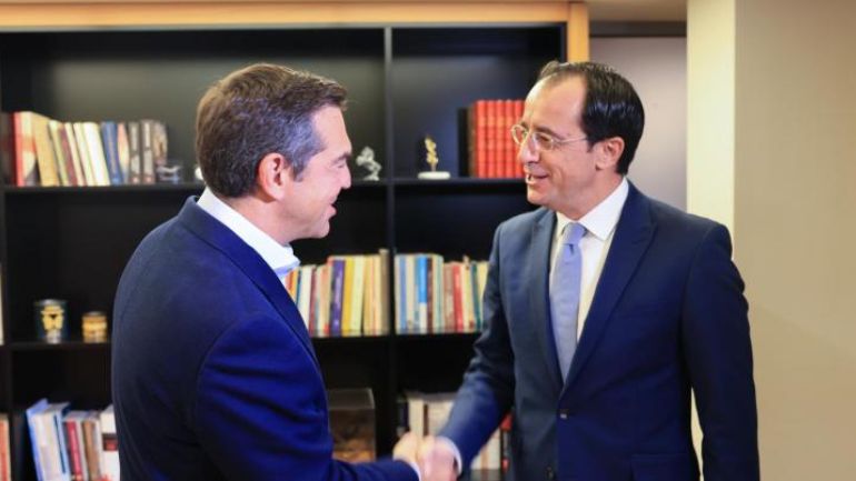 Με τον Ν. Χριστοδουλίδη συναντήθηκε ο Αλ. Τσίπρας