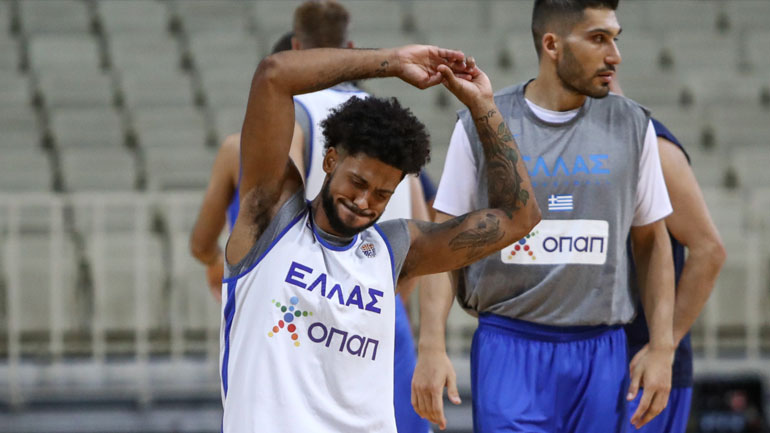 Τάιλερ Ντόρσεϊ: Eίναι πιθανό να κοπεί από τους Μάβερικς