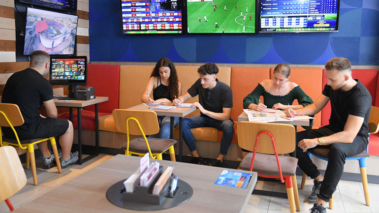 Ο ΟΠΑΠ δίπλα στους πράκτορες για την ενεργειακή αναβάθμιση των καταστημάτων