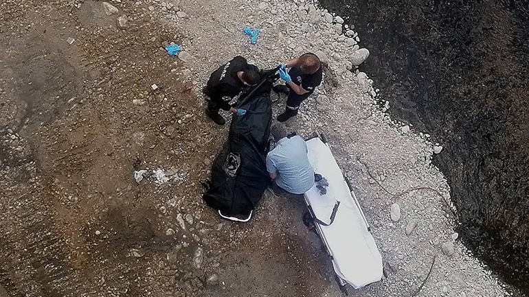 Άνδρας αυτοπυρπολήθηκε και έπεσε από γέφυρα στον Κηφισό