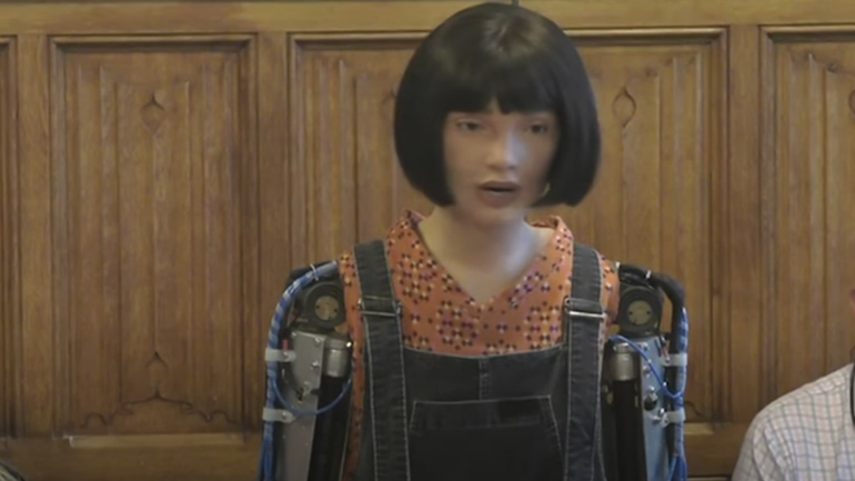 Ανθρωπόμορφο ρομπότ μίλησε στο βρετανικό κοινοβούλιο για την τέχνη και την τεχνητή νοημοσύνη