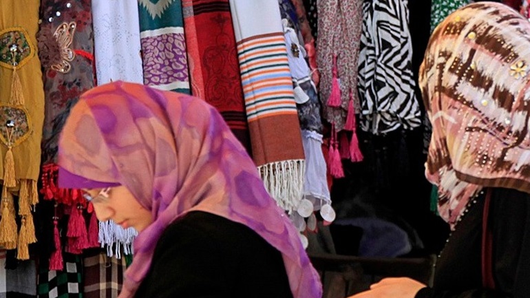 ΕΕ: Τέλος η μαντίλα στις εταιρείες του ιδιωτικού τομέα