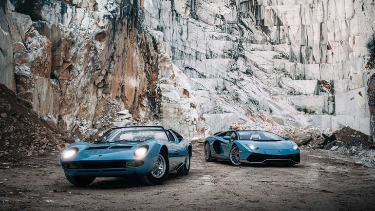 Η τελευταία Aventador αποτελεί ωδή στην θρυλική Miura Roadster