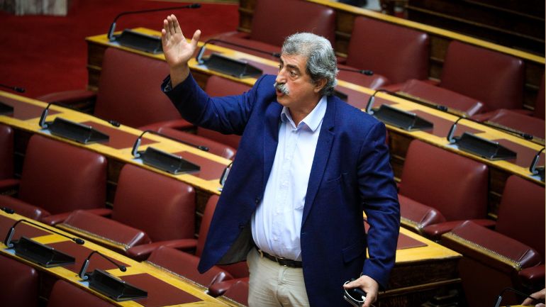 Έντονο επεισόδιο Σακοράφα με Πολάκη στη Βουλή