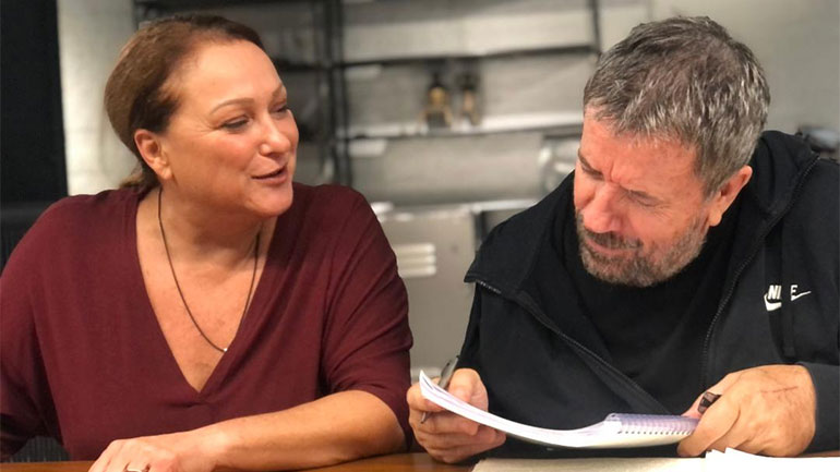 Ο Σπύρος Παπαδόπουλος και η Ρένια Λουϊζίδου «βγάζουν τα άπλυτά τους στη φόρα» στο Θέατρο ΚΑΠΠΑ