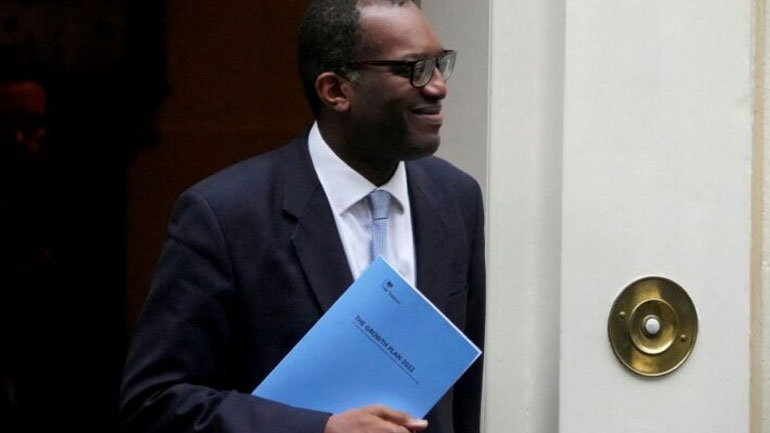 Αποπέμφθηκε ο υπουργός Οικονομικών της Βρετανίας