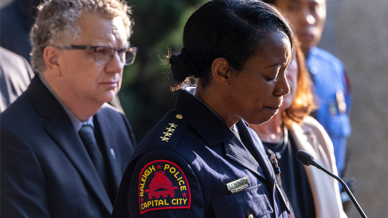 Ο ύποπτος ως δράστης της ένοπλης επίθεσης στην Βόρεια Καρολίνα είναι 15 ετών