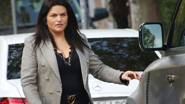 Δήμητρα Κατσαφάδου: Συνελήφθη στενή της συνεργάτιδά για τις ληστείες στα καταστήματά της