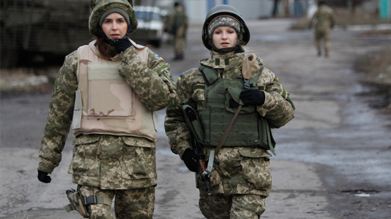 Ουκρανία: 40.000 γυναίκες υπηρετούν στις ένοπλες δυνάμεις