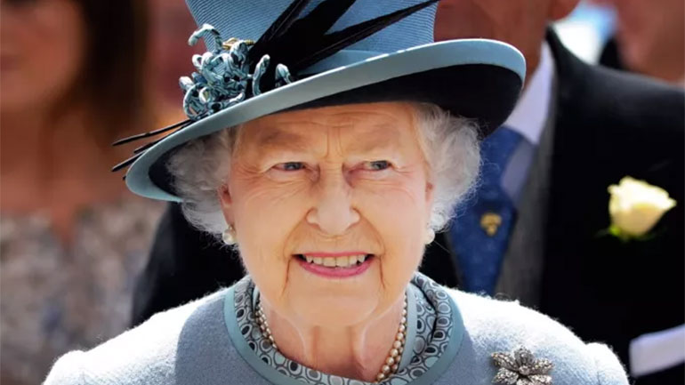 Το τεύχος Νοεμβρίου της βρετανικής Vogue τιμά τη μνήμη της βασίλισσας