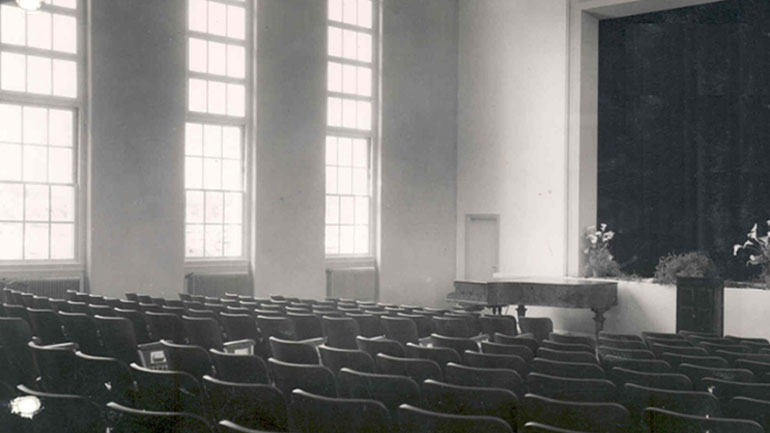 Ένα νέο δημοτικό θέατρο με καθίσματα- στολίδια από τη Σμύρνη «γεννιέται» στην Αργυρούπολη