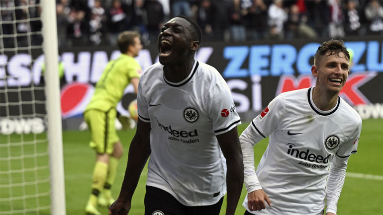 Γερμανία: Θρίαμβος για την Άιντραχτ Φρανκφούρτης, συνέτριψε 5-1 τη Λεβερκούζεν