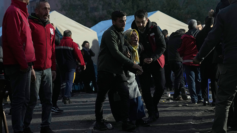 Τουρκία: Σε 28 ανήλθαν οι νεκροί από την έκρηξη σε ανθρακωρυχείο – Δεκάδες εργάτες παραμένουν εγκλωβισμένοι